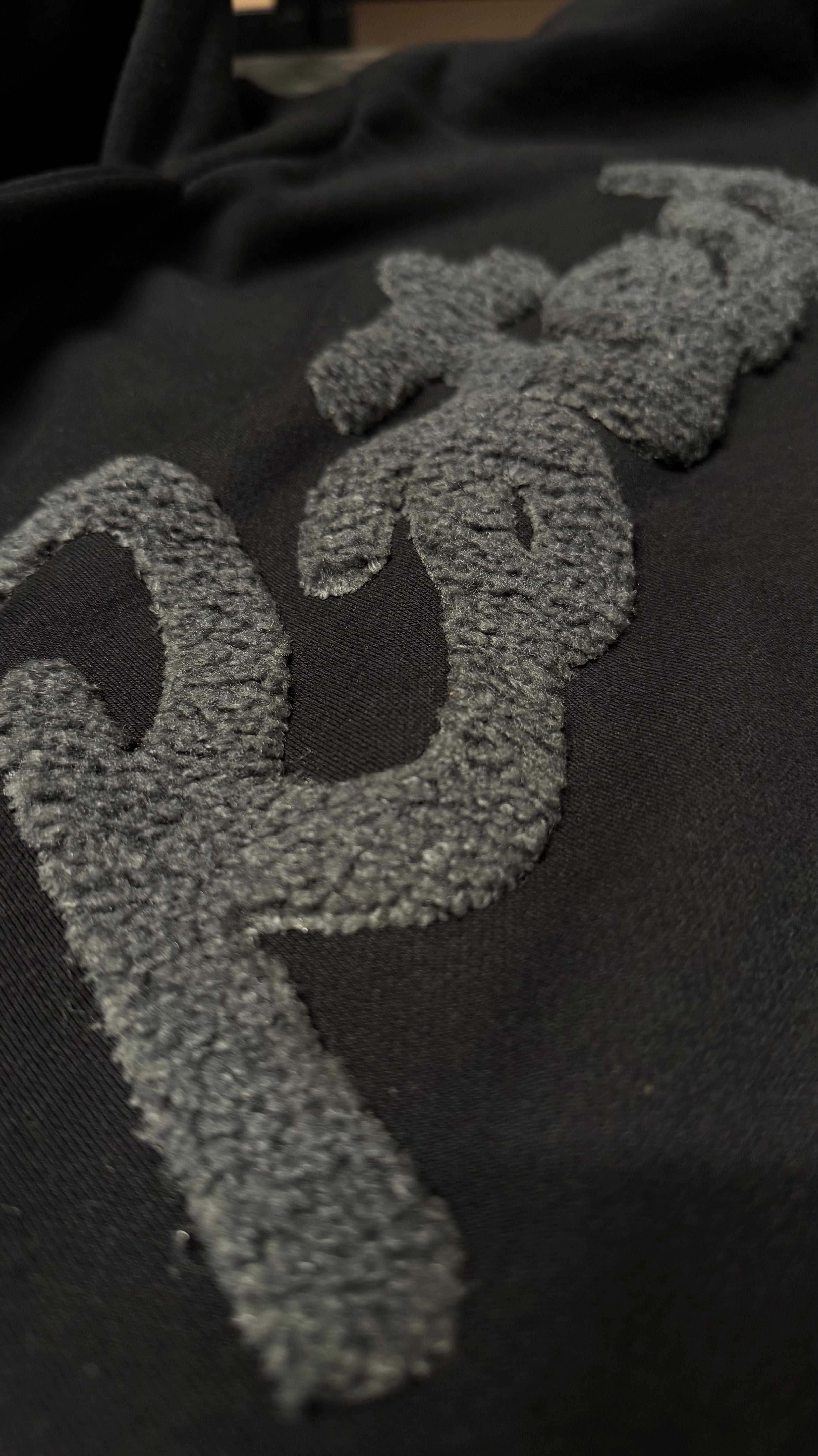 Chenille Noir
