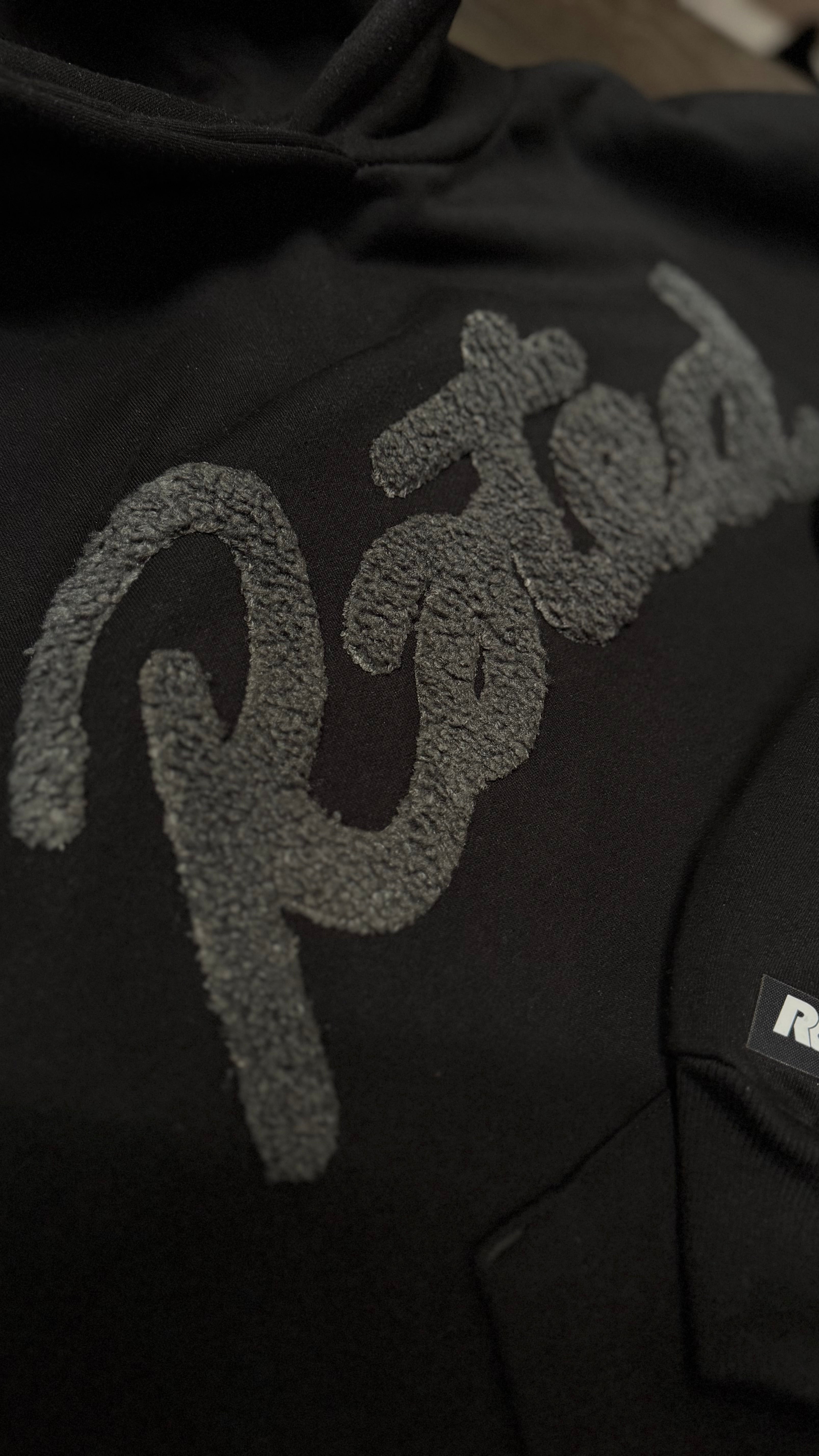 Chenille Noir